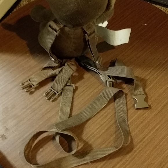 12M outfit + safe distance training Monkey backpack. - Picture 6 of 6